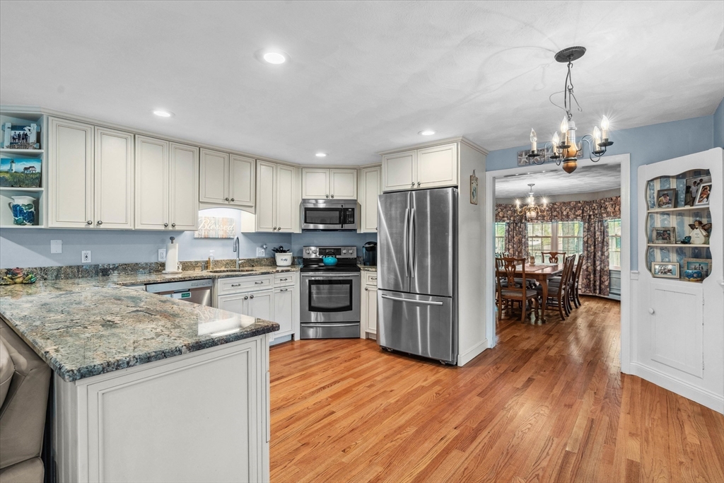84 Bow Ridge Road Lynn, MA 01904 - Photo 10 of 42 Gallery Image 10