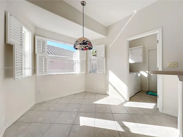 $4,295 | 4874 Sabal Lake Circle, Sarasota, FL 34238