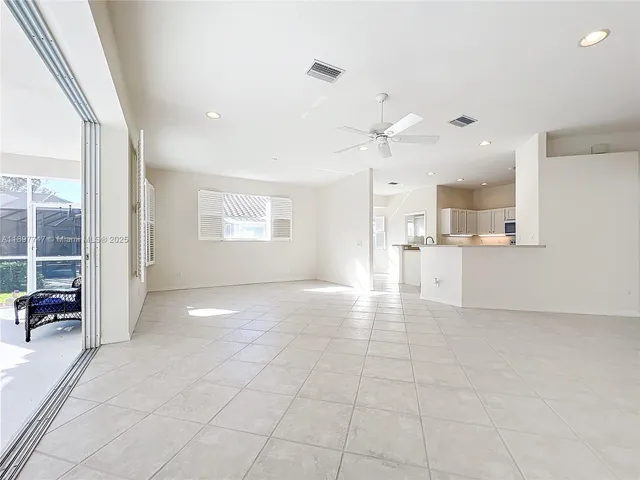 $4,295 | 4874 Sabal Lake Circle, Sarasota, FL 34238