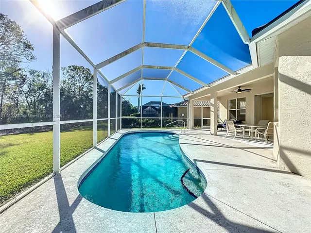 $4,295 | 4874 Sabal Lake Circle, Sarasota, FL 34238