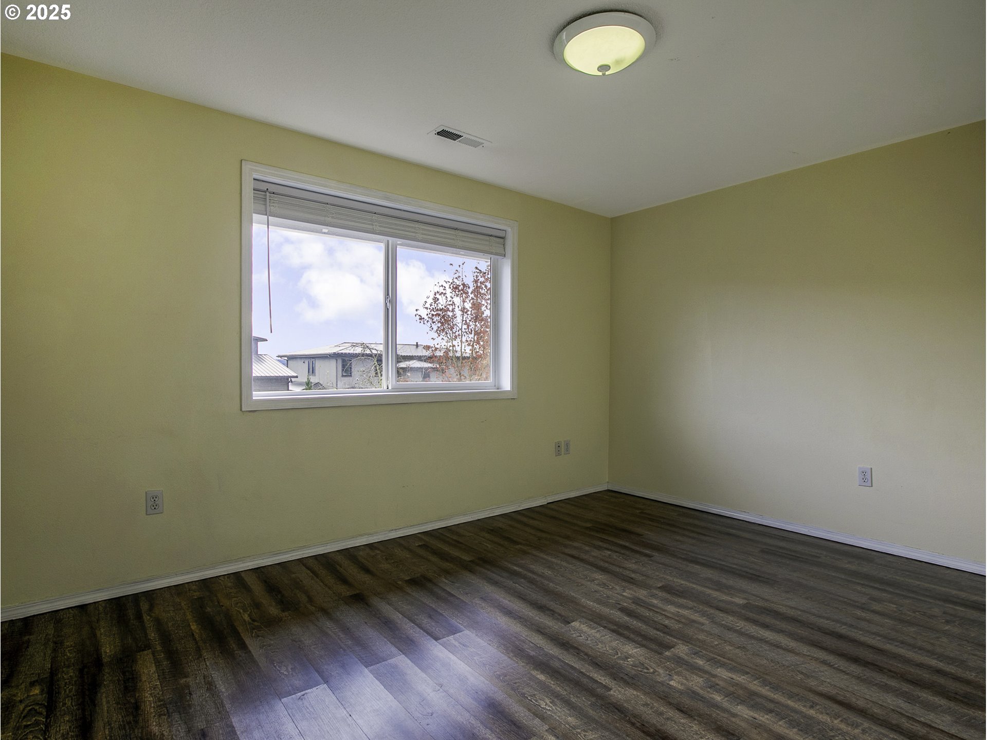 19707 Southeast 42nd Street Camas, WA 98607 - Photo 25 of 43