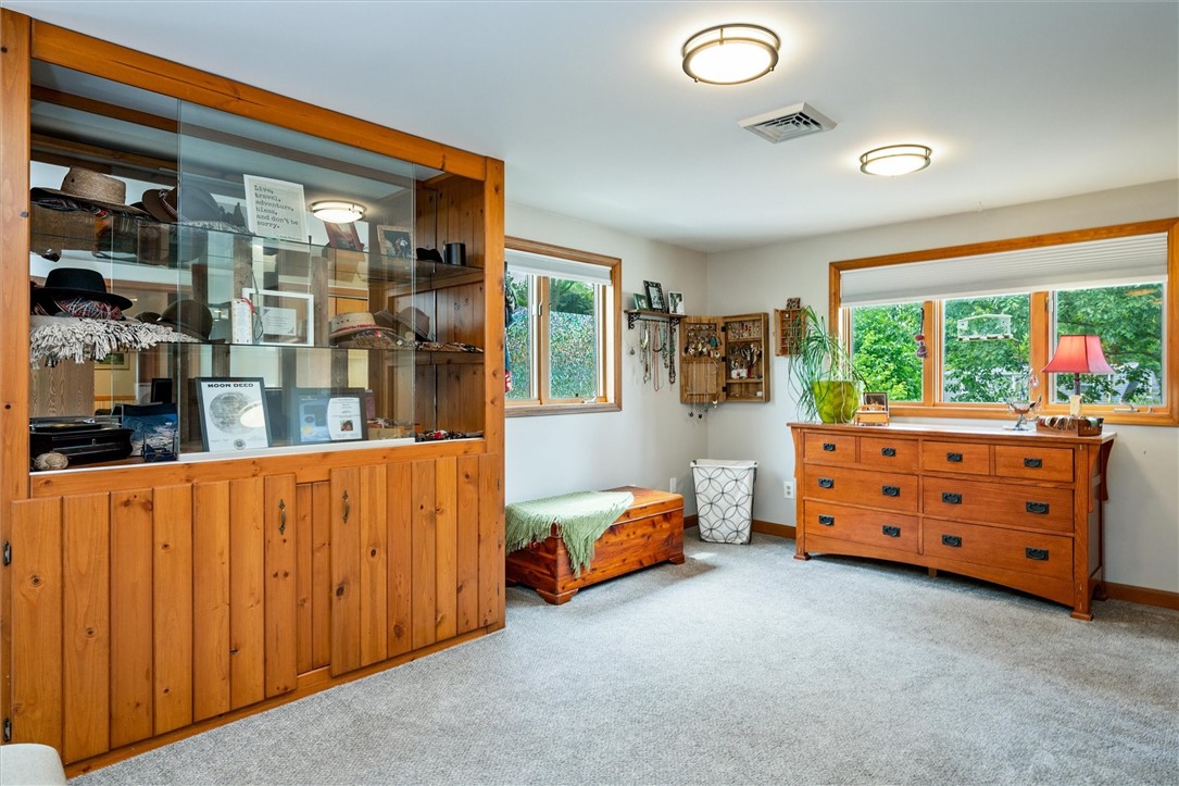 30 Lanark Crescent Rochester, NY 14609 - Photo 16 of 32