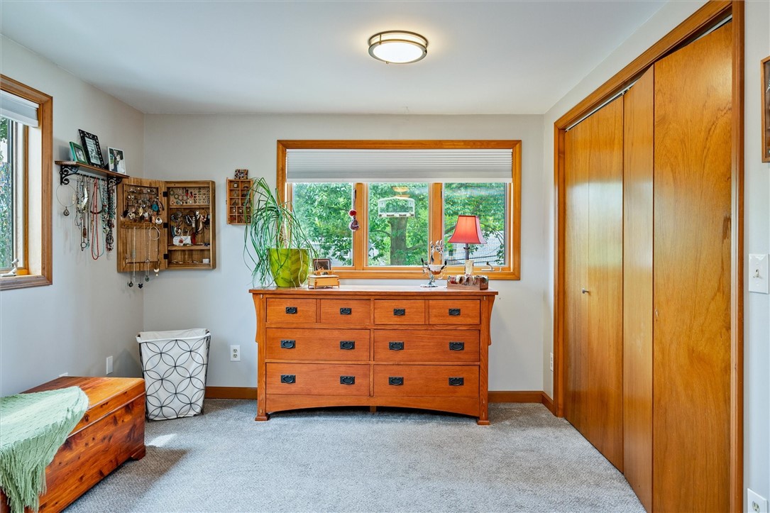 30 Lanark Crescent Rochester, NY 14609 - Photo 17 of 32