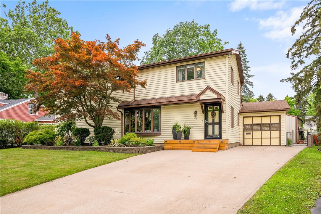 30 Lanark Crescent Rochester, NY 14609 - Photo 2 of 32