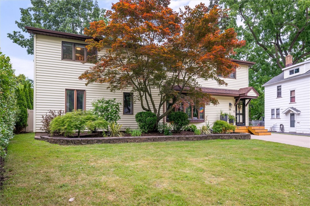 30 Lanark Crescent Rochester, NY 14609 - Photo 3 of 32