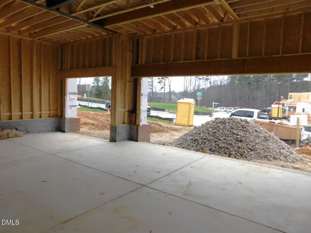 a view of entryway and workspace