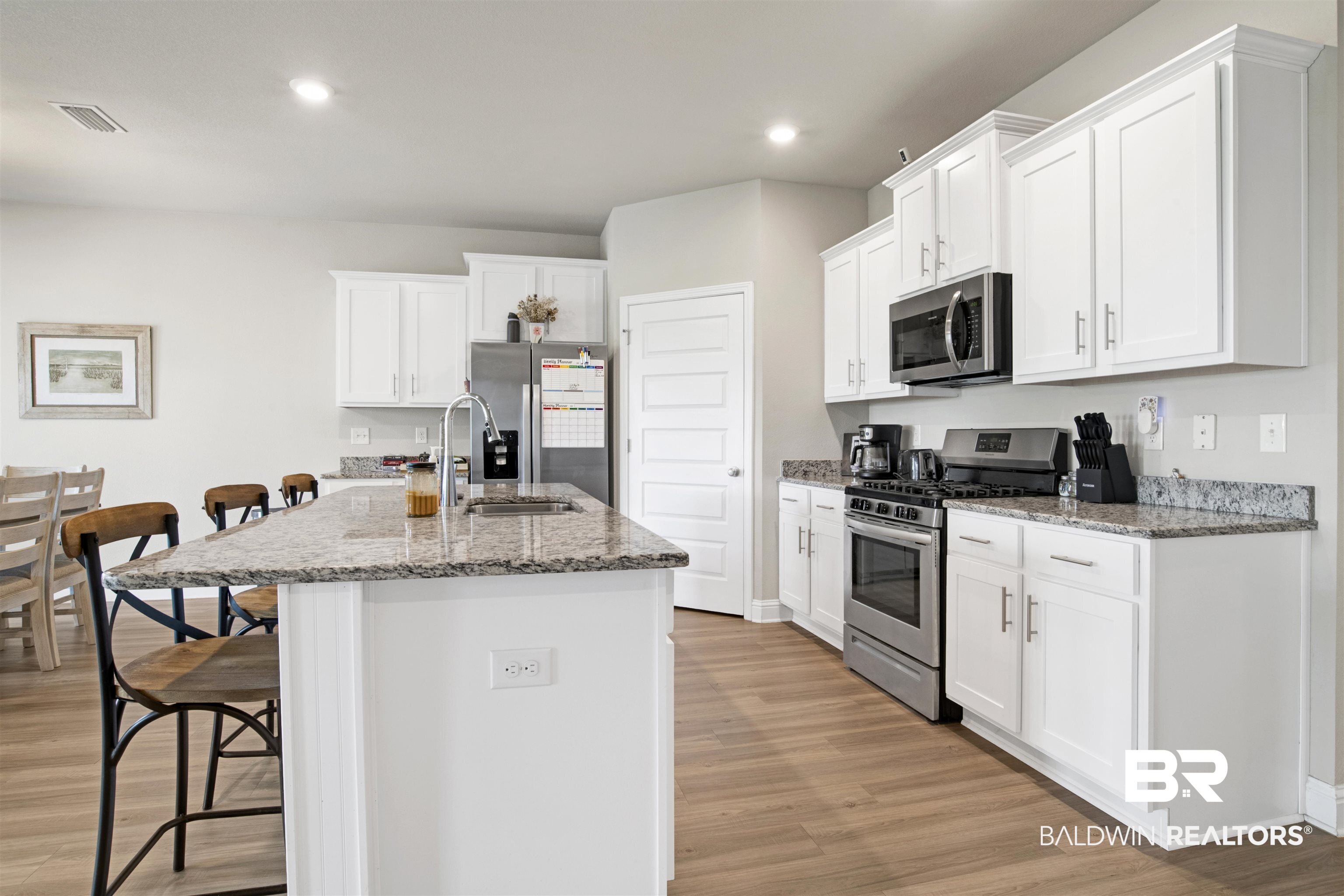 9306 Swan Point Road Daphne, AL 36526 - Photo 6 of 28 Kitchen