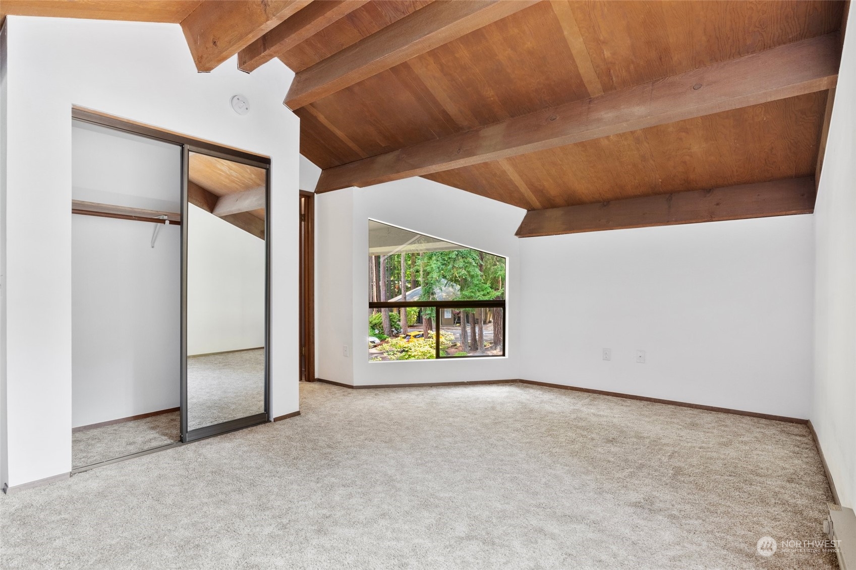 2 Marigold Drive, Unit 26 Bellingham, WA 98229 - Photo 17 of 26 an empty room with windows