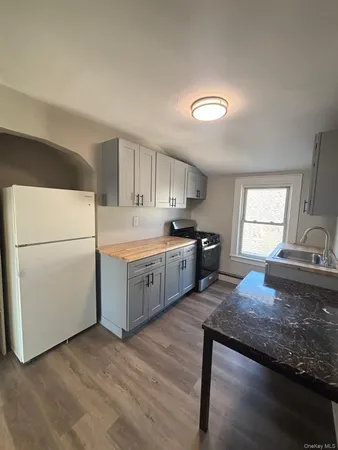 $4,350 | 127 East Chester Street, Unit 3, Long Beach, NY 11561