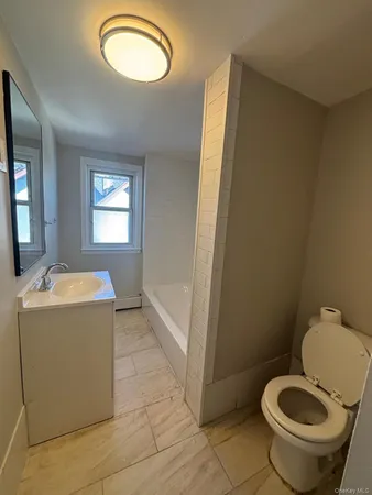 $4,350 | 127 East Chester Street, Unit 3, Long Beach, NY 11561