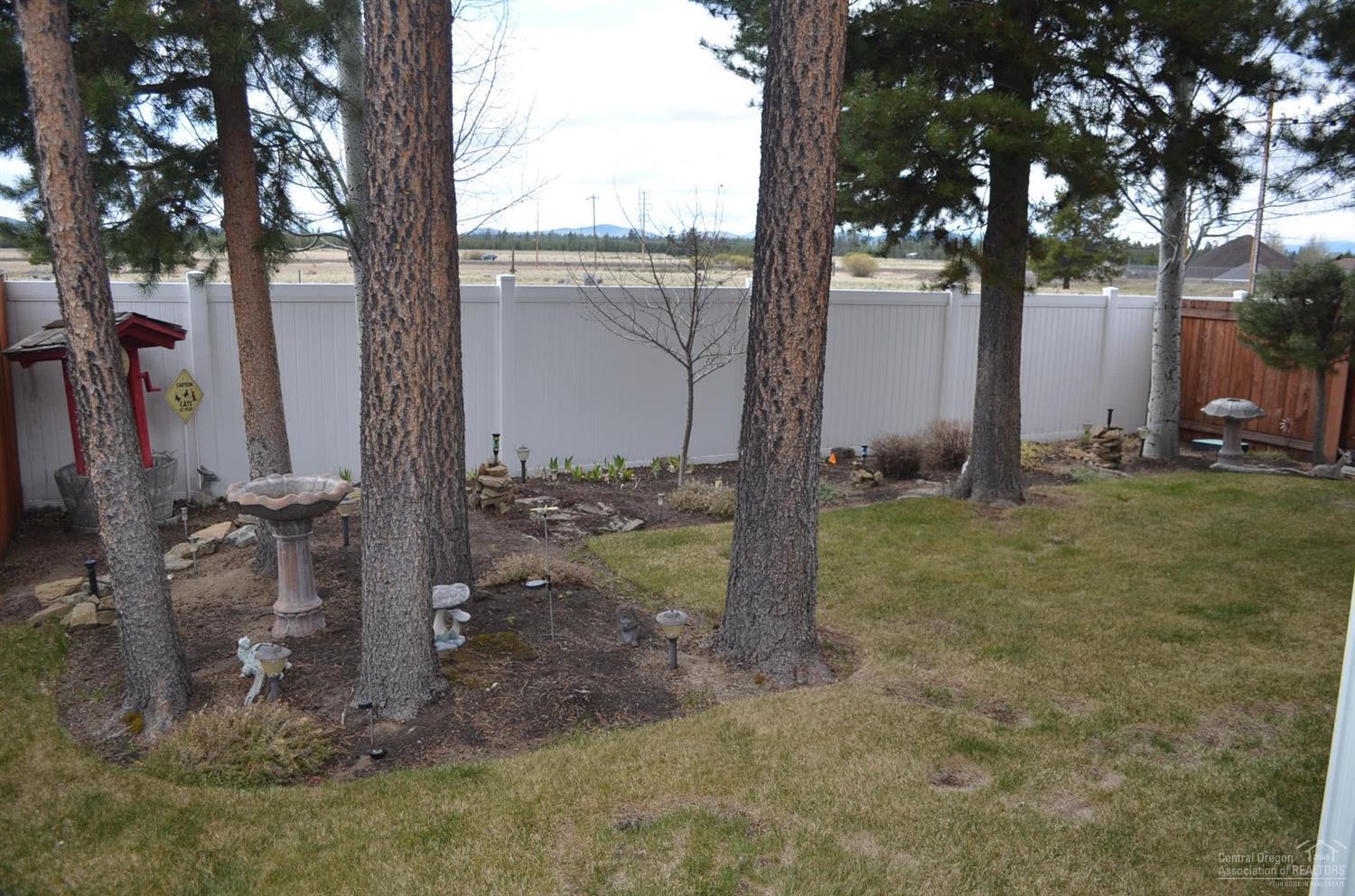 51275 Riley Lane La Pine, OR 97739 - Photo 23 of 25 Gallery Image 23