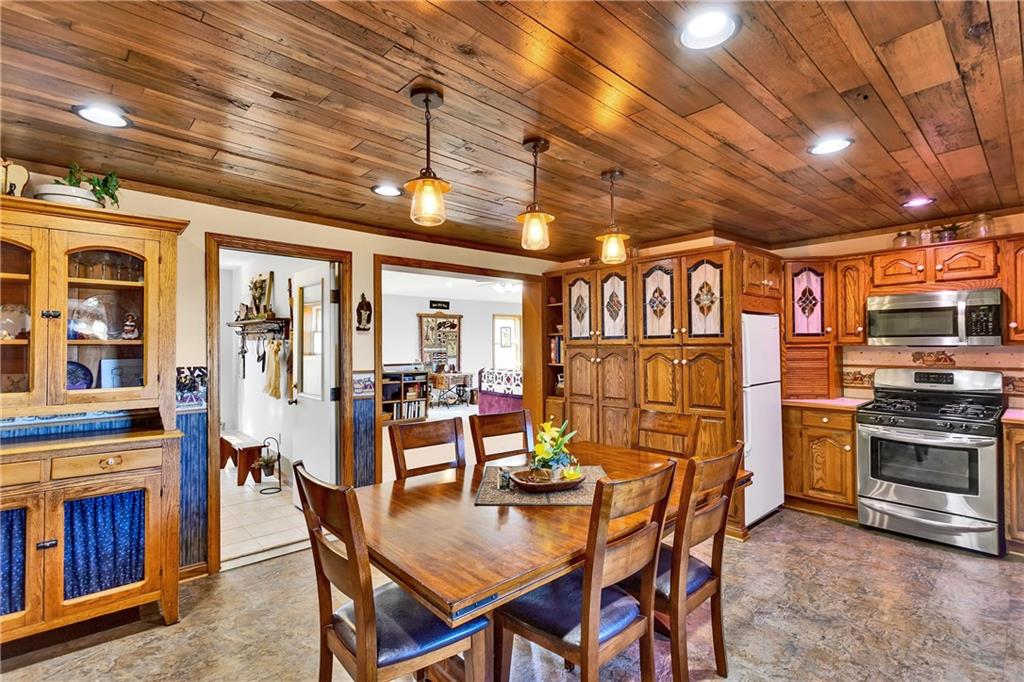 43 Jervis Road Grove City, PA 16127 - Photo 14 of 50 Gallery Image 14