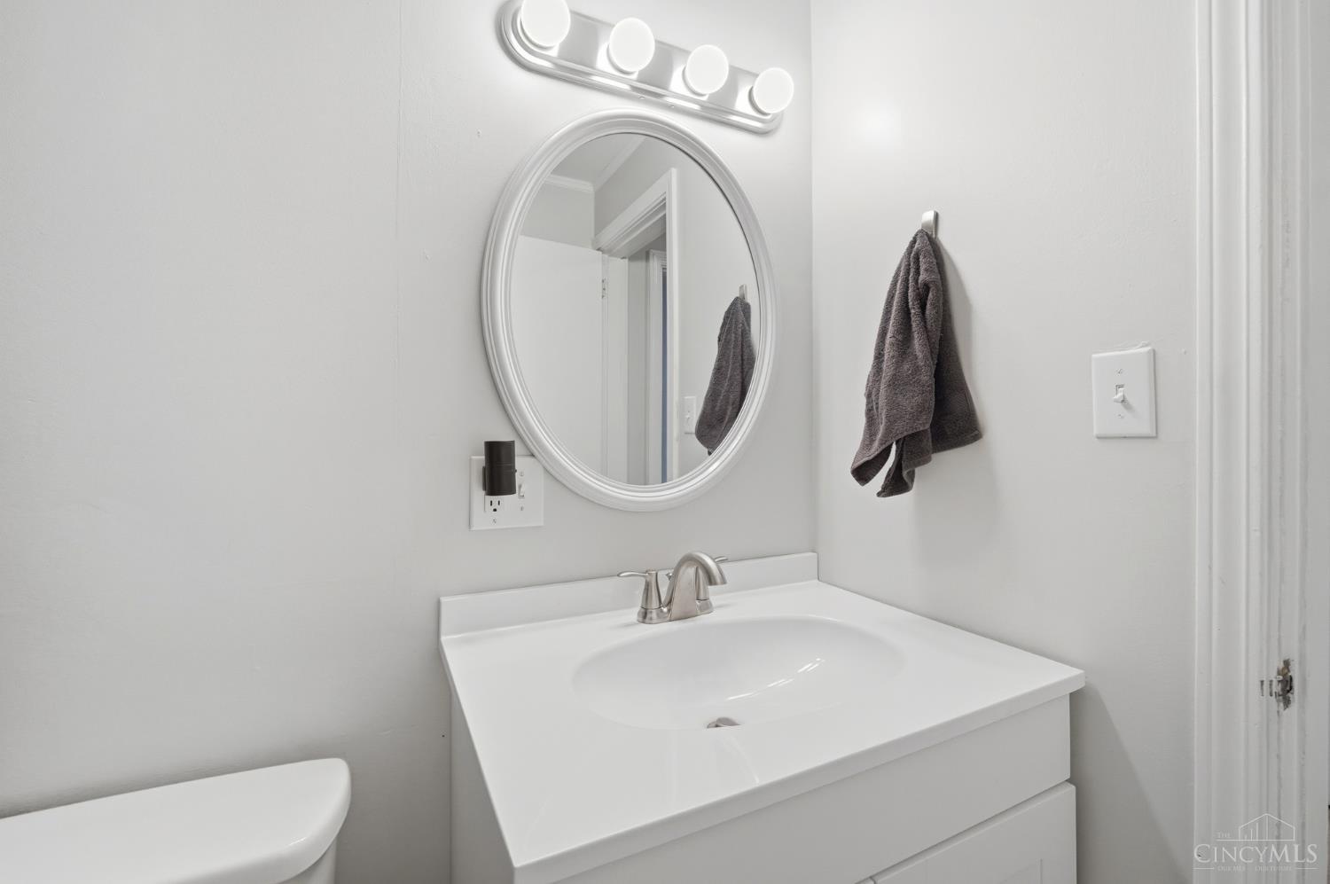 3833 Bennett Road Cincinnati, OH 45245 - Photo 26 of 63 Gallery Image 26