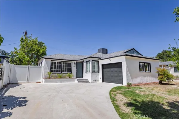 $899,999 | 6657 Sylvia Avenue, Reseda, CA 91335