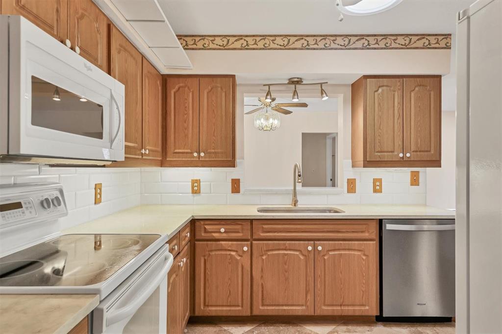 1120 Graham Road Venice, FL 34293 - Photo 10 of 38