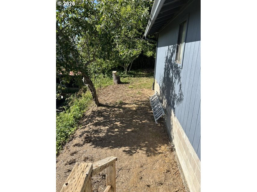 1125 Maple Street Myrtle Point, OR 97458 - Photo 13 of 34