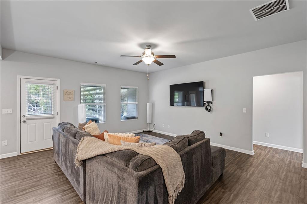 124 Wesley Lane Eatonton, GA 31024 - Photo 11 of 38