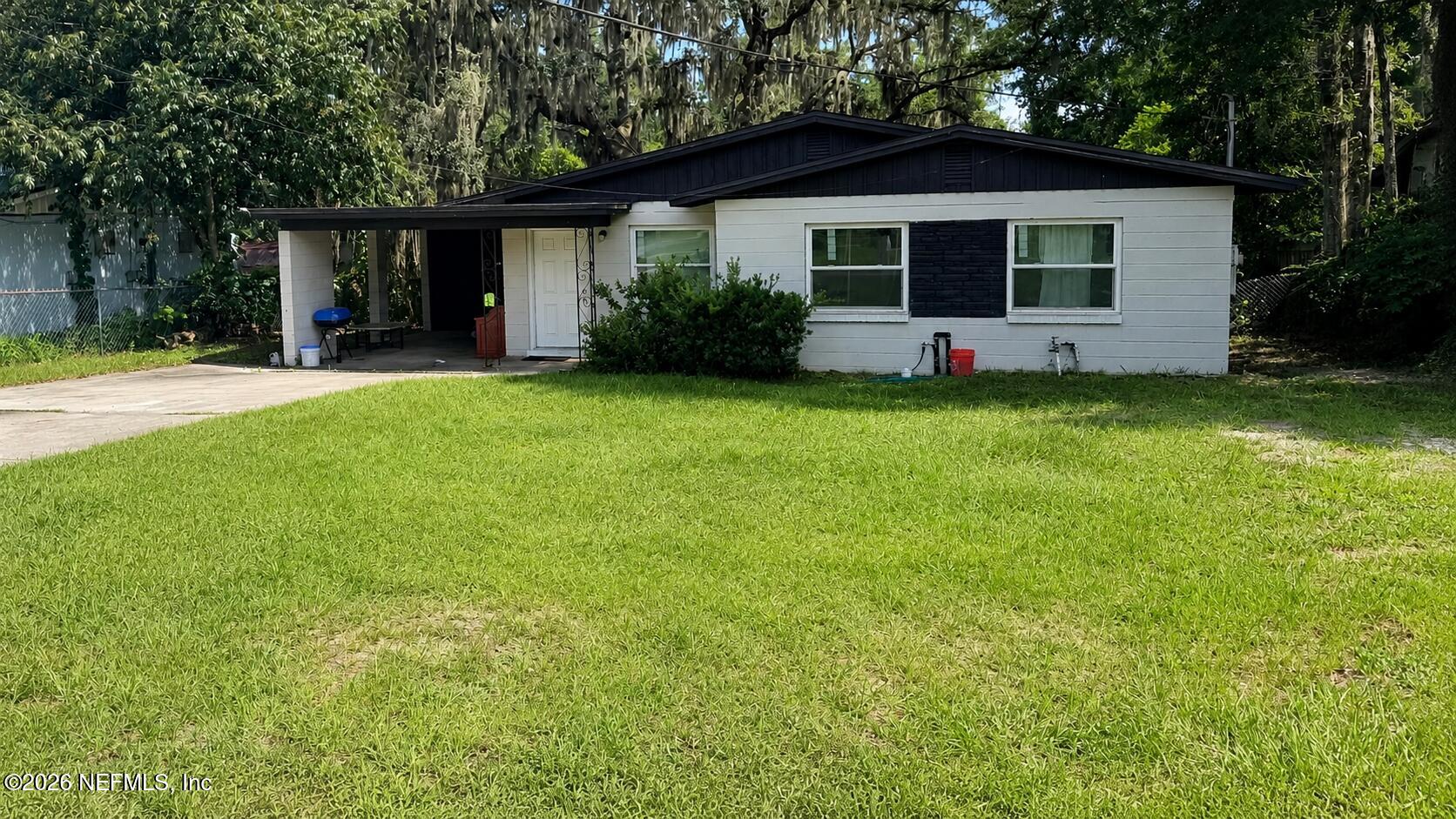 5812 Blackthorn Road Jacksonville, FL 32244 - Photo 1 of 11 From Exterior