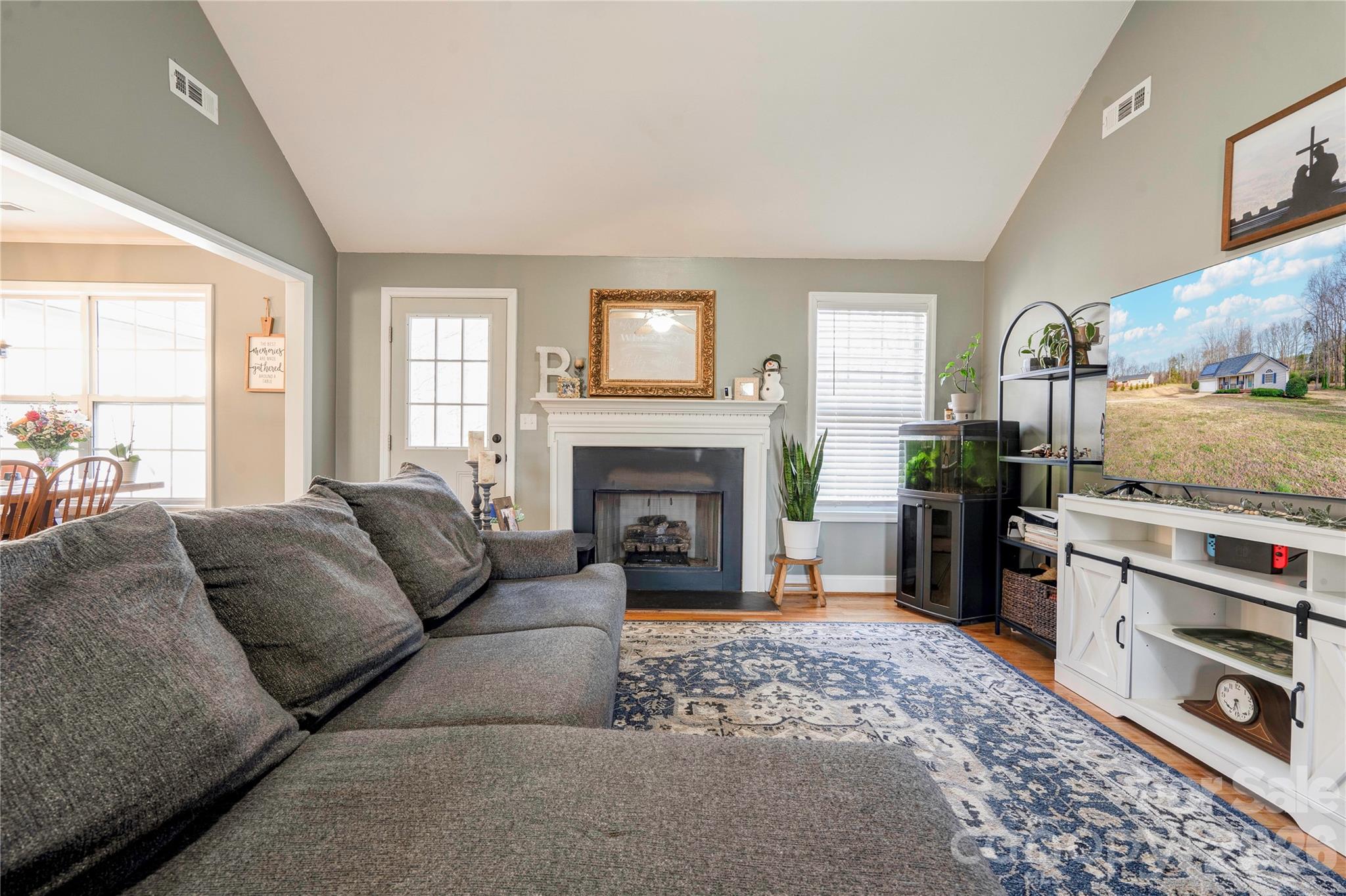 126 Deer Track Gaffney, SC 29341 - Photo 7 of 39