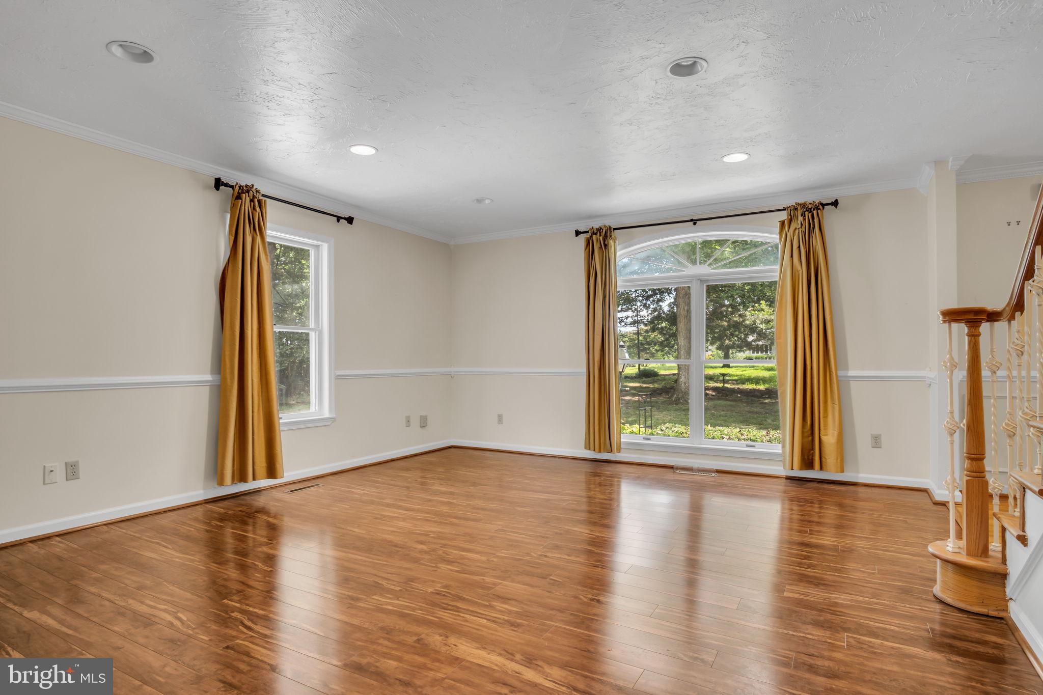 949 Ridge Road Gettysburg, PA 17325 - Photo 17 of 55