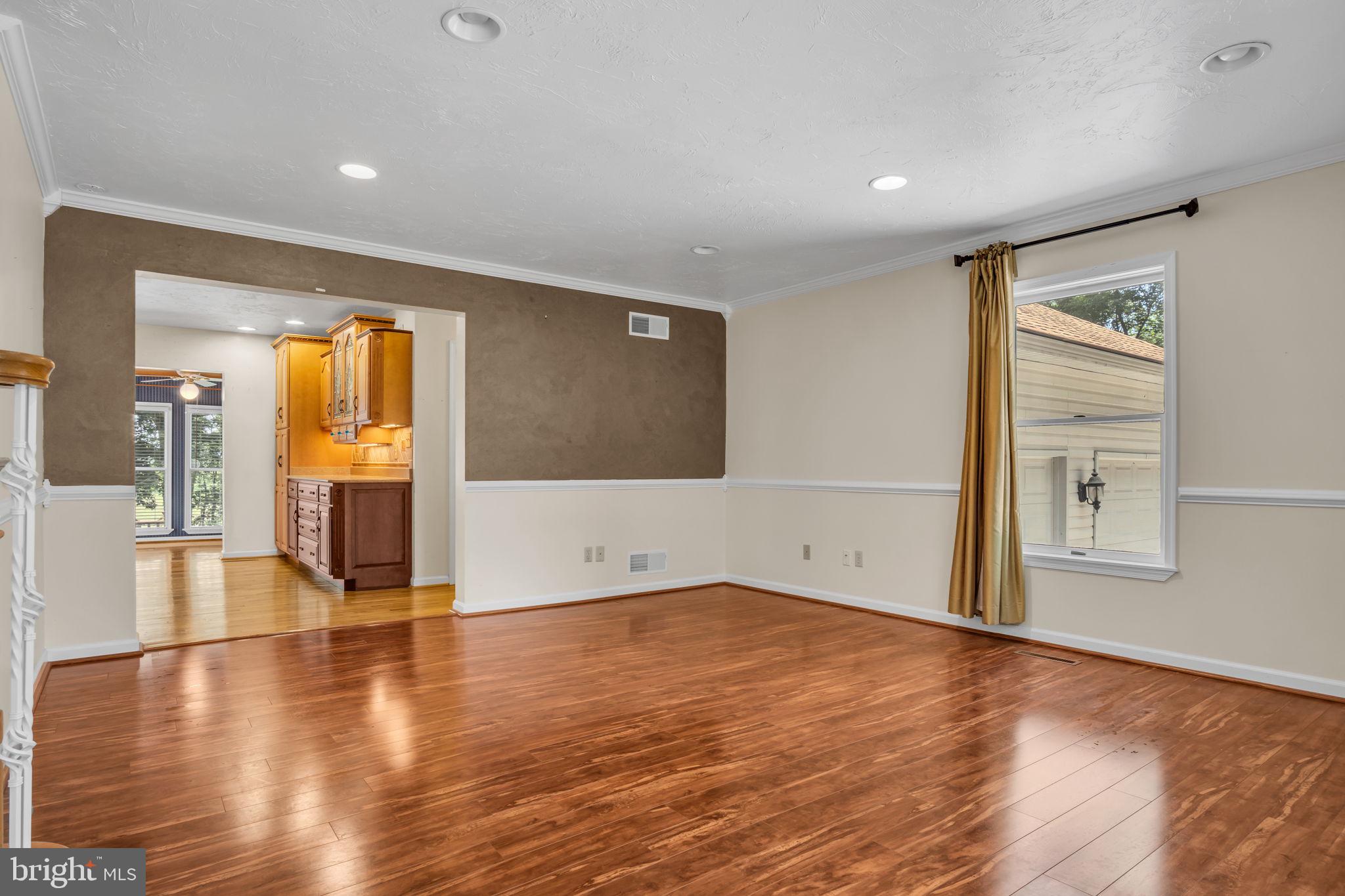 949 Ridge Road Gettysburg, PA 17325 - Photo 19 of 55