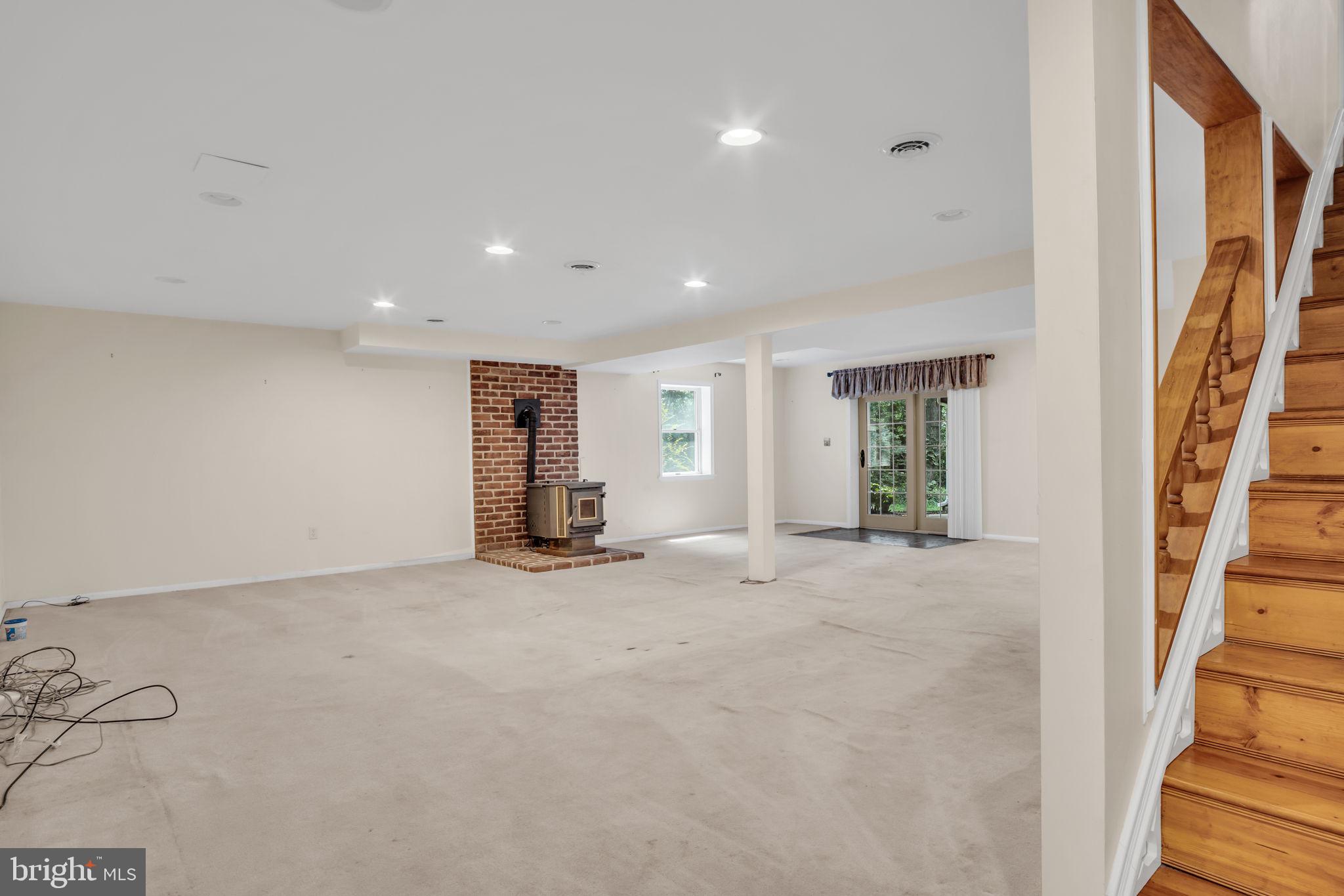 949 Ridge Road Gettysburg, PA 17325 - Photo 32 of 55