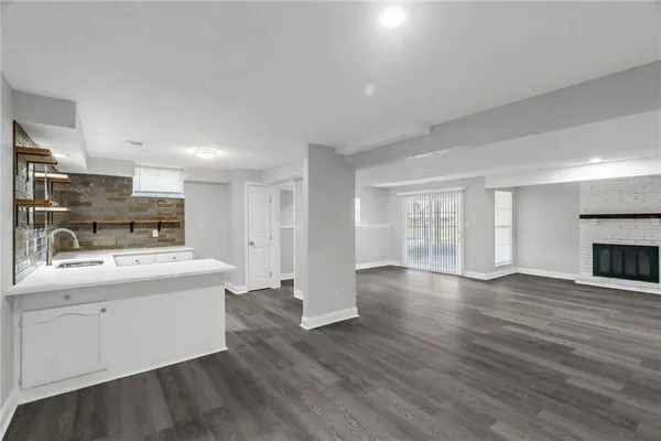 $439,000 | 12548 West 82nd Terrace, Lenexa, KS 66215