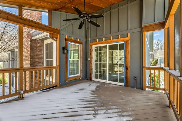 $439,000 | 12548 West 82nd Terrace, Lenexa, KS 66215