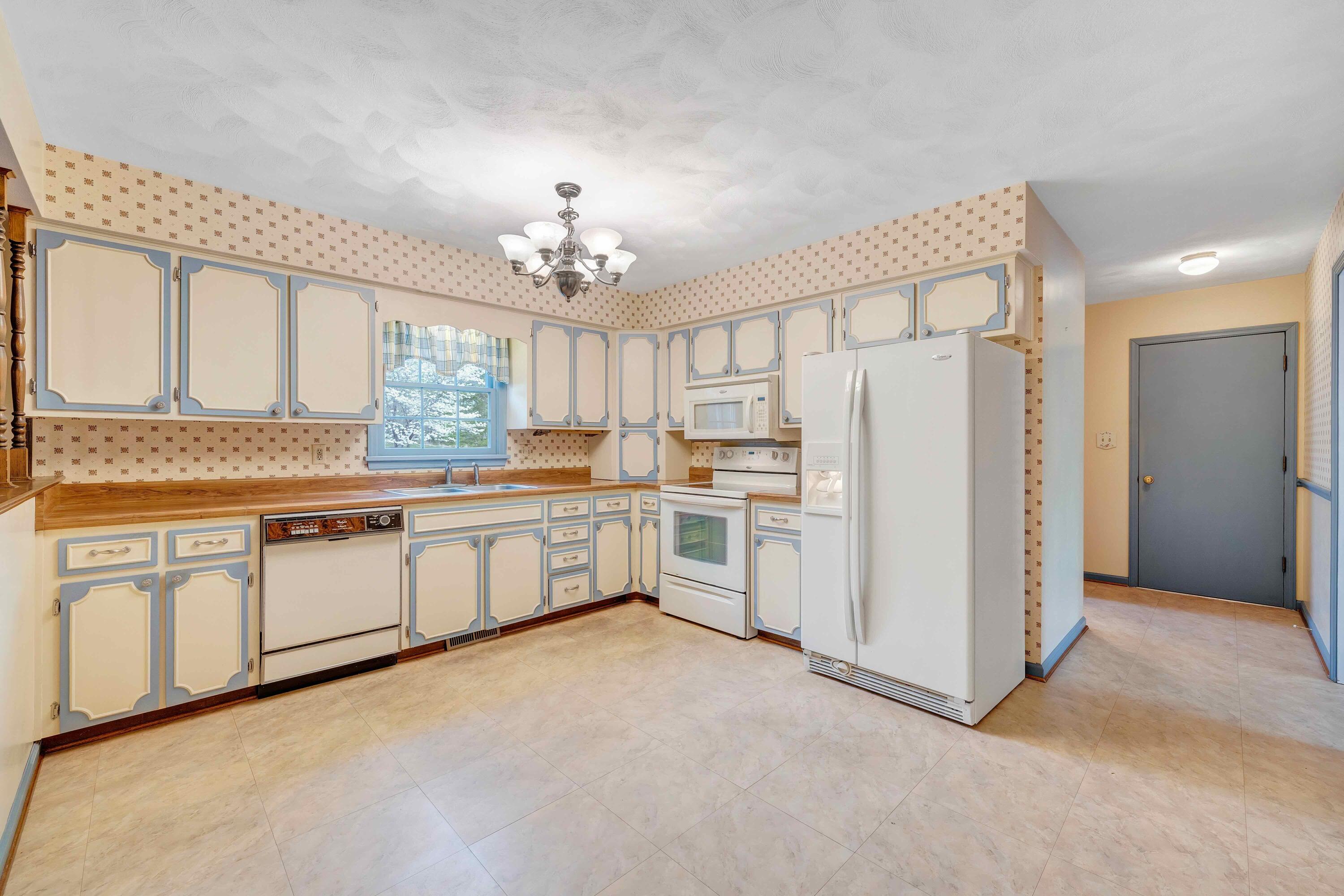 7173 Hollyberry Road Roanoke, VA 24018 - Photo 18 of 63 Hollyberry - 18