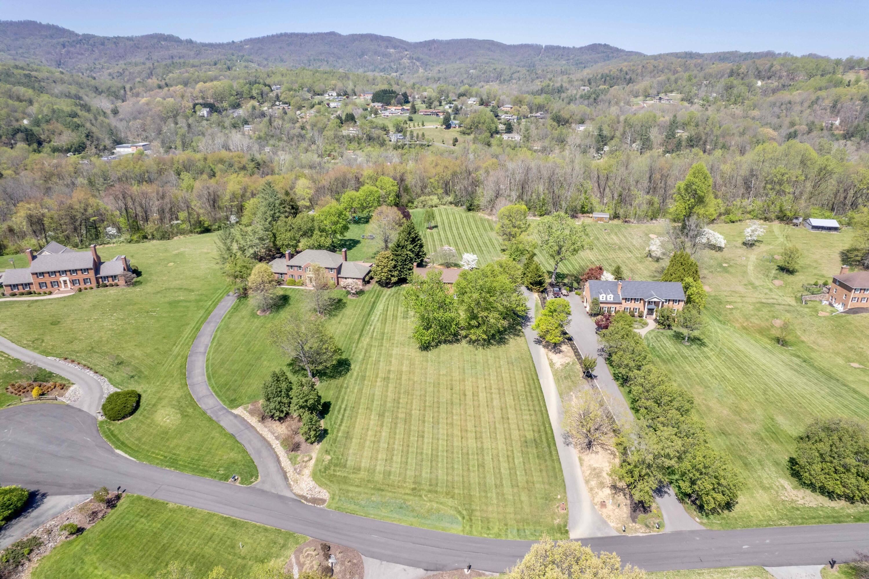 7173 Hollyberry Road Roanoke, VA 24018 - Photo 55 of 63 Hollyberry - 55