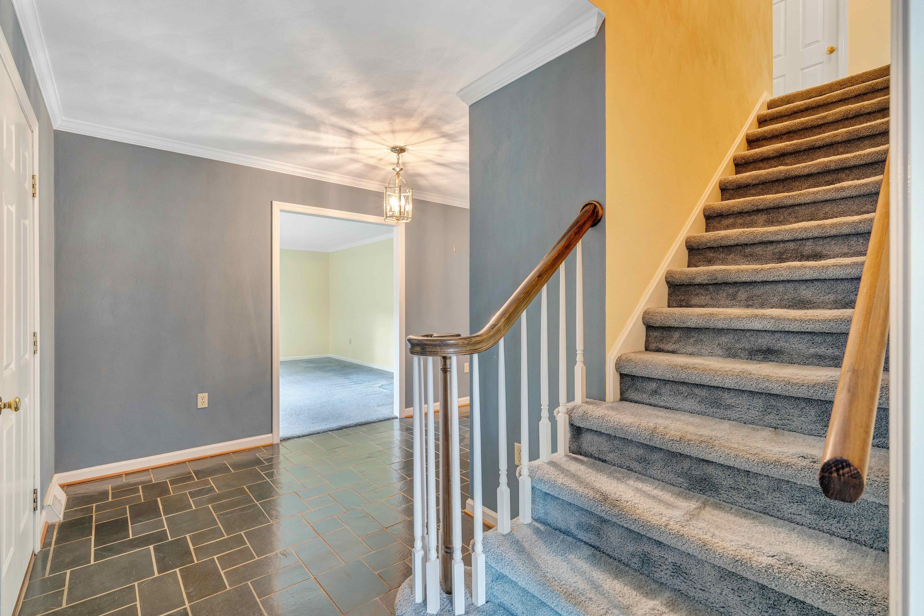 7173 Hollyberry Road Roanoke, VA 24018 - Photo 10 of 63 Hollyberry - 10