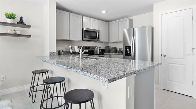 $1,995 | 528 Zinfandel Drive, Daytona Beach, FL 32117