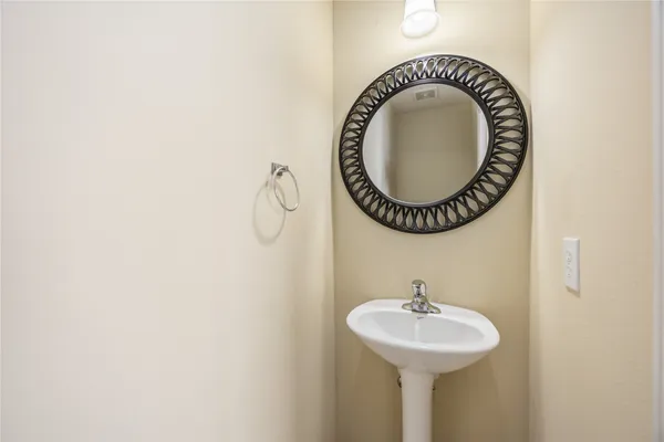 $1,750 | 2939 Hackamore Hollow Lane, Houston, TX 77014