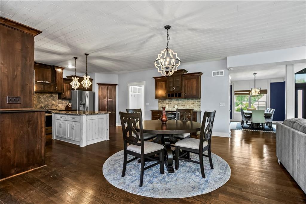 4527 Verona Drive Riverside, MO 64150 - Photo 7 of 35