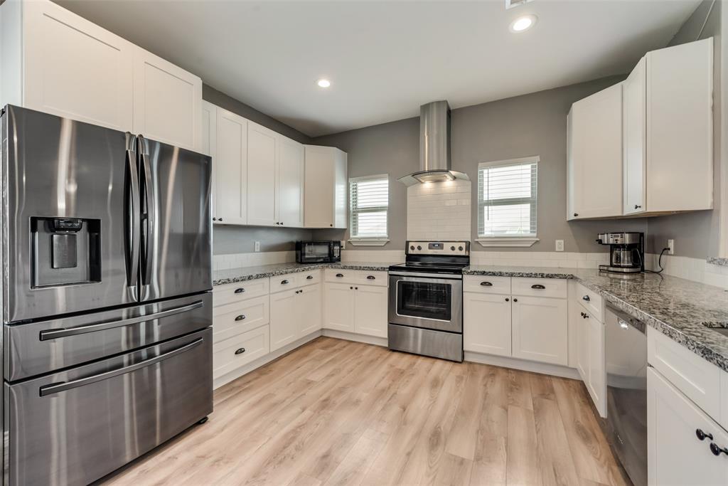 110 Springleaf Lane Mabank, TX 75147 - Photo 8 of 19