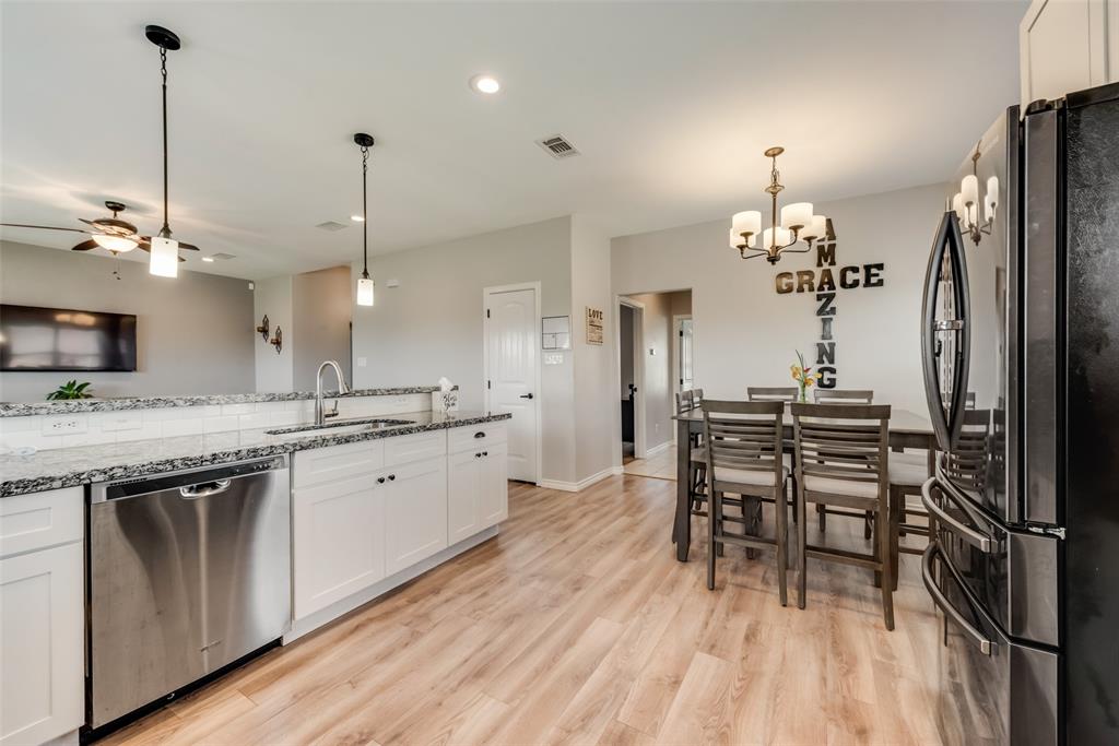 110 Springleaf Lane Mabank, TX 75147 - Photo 10 of 19