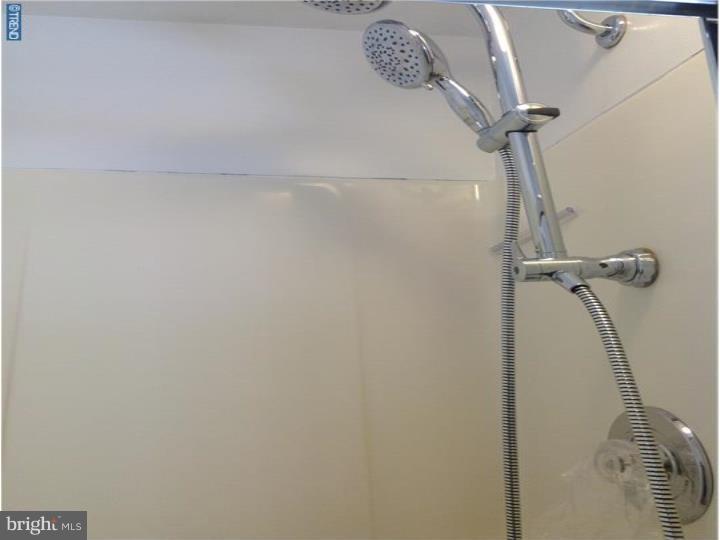 18 Tyndale Road Trenton, NJ 08690 - Photo 19 of 25 Bathroom