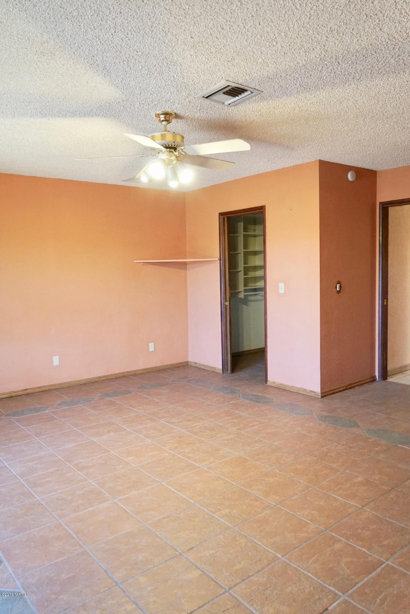 10195 West Rudasill Road Tucson, AZ 85743 - Photo 13 of 44