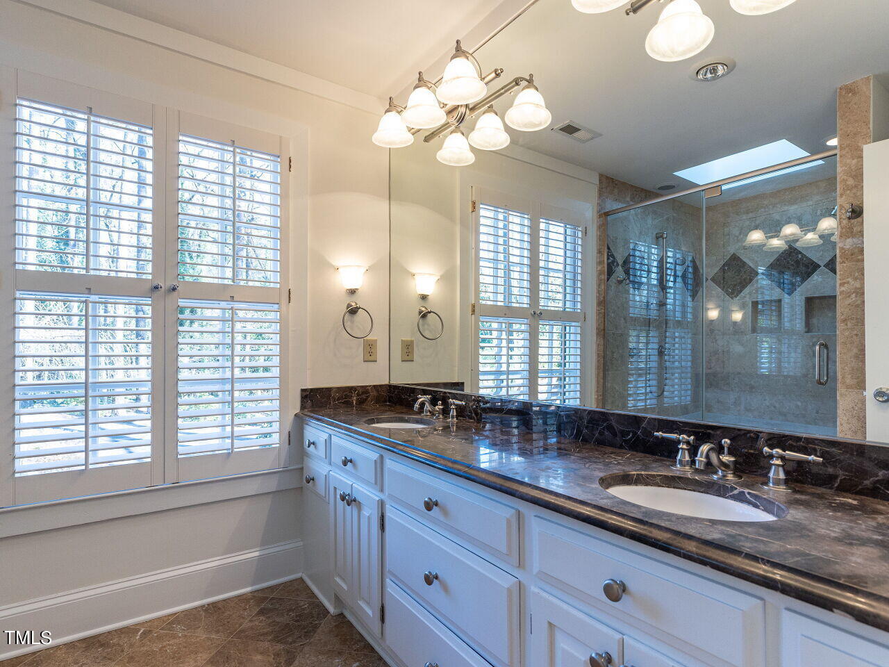 110 Pasquotank Drive Raleigh, NC 27609 - Photo 17 of 49 025-1280x960-first-floor-master-bathroom