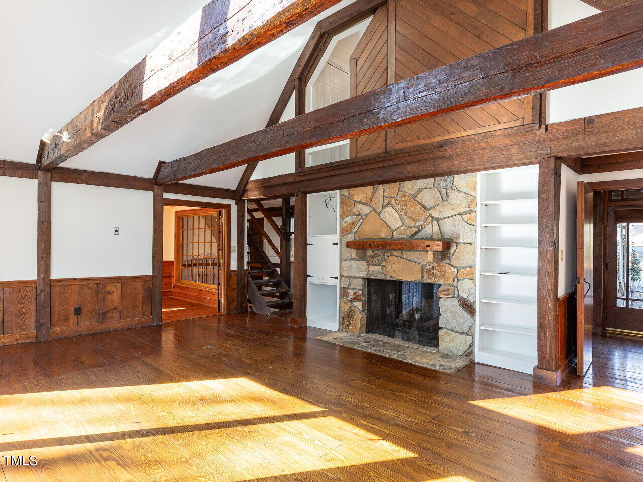 110 Pasquotank Drive Raleigh, NC 27609 - Photo 21 of 49 018-1280x960-family-room-with-fireplace