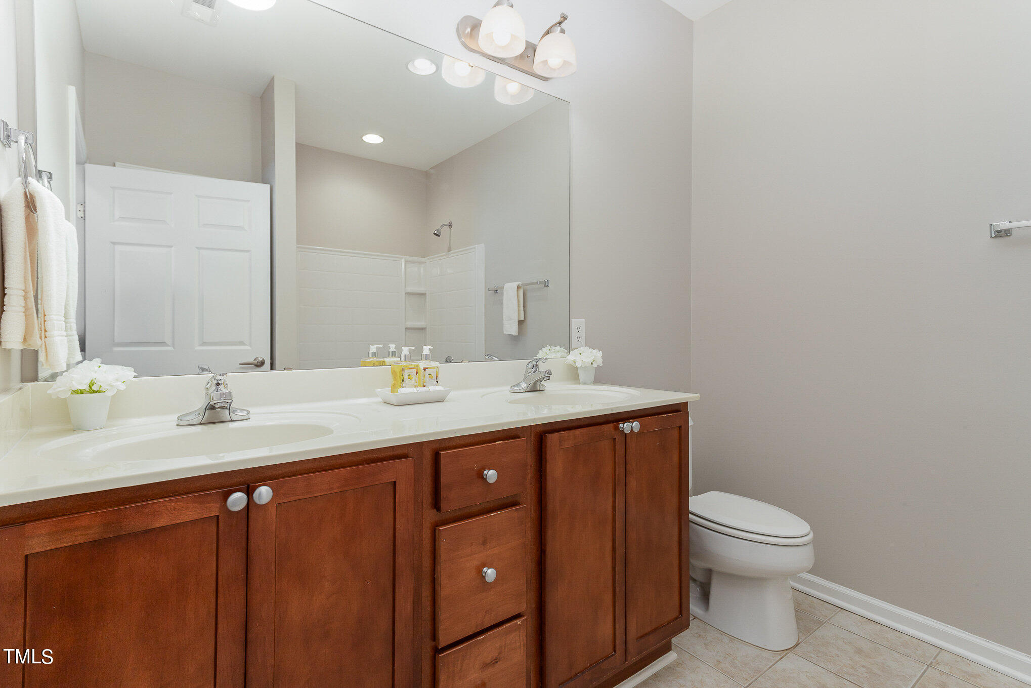 532 Weather Ridge Lane Cary, NC 27513 - Photo 10 of 16 Primary Bathroom