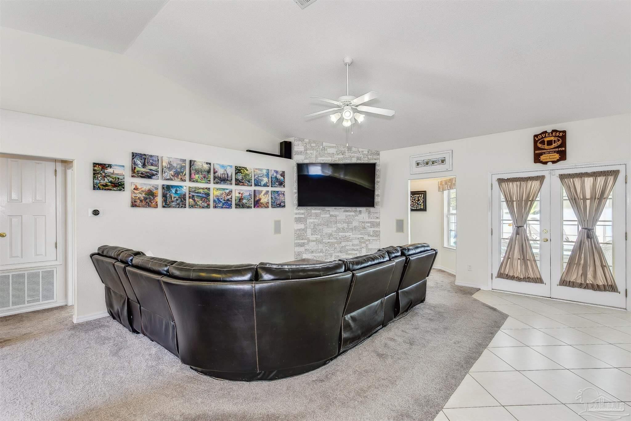 5466 Stafford Circle Pace, FL 32571 - Photo 9 of 50