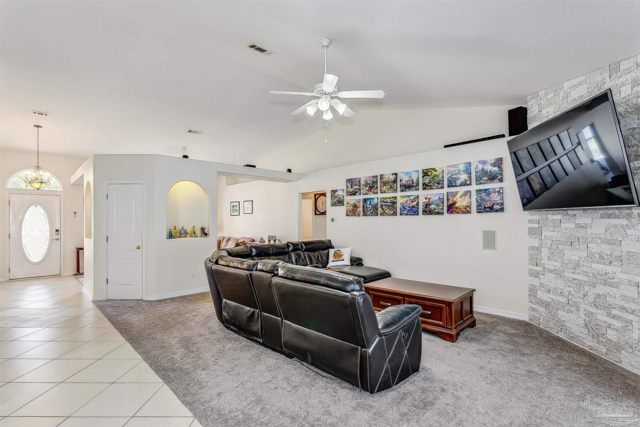 5466 Stafford Circle Pace, FL 32571 - Photo 10 of 50