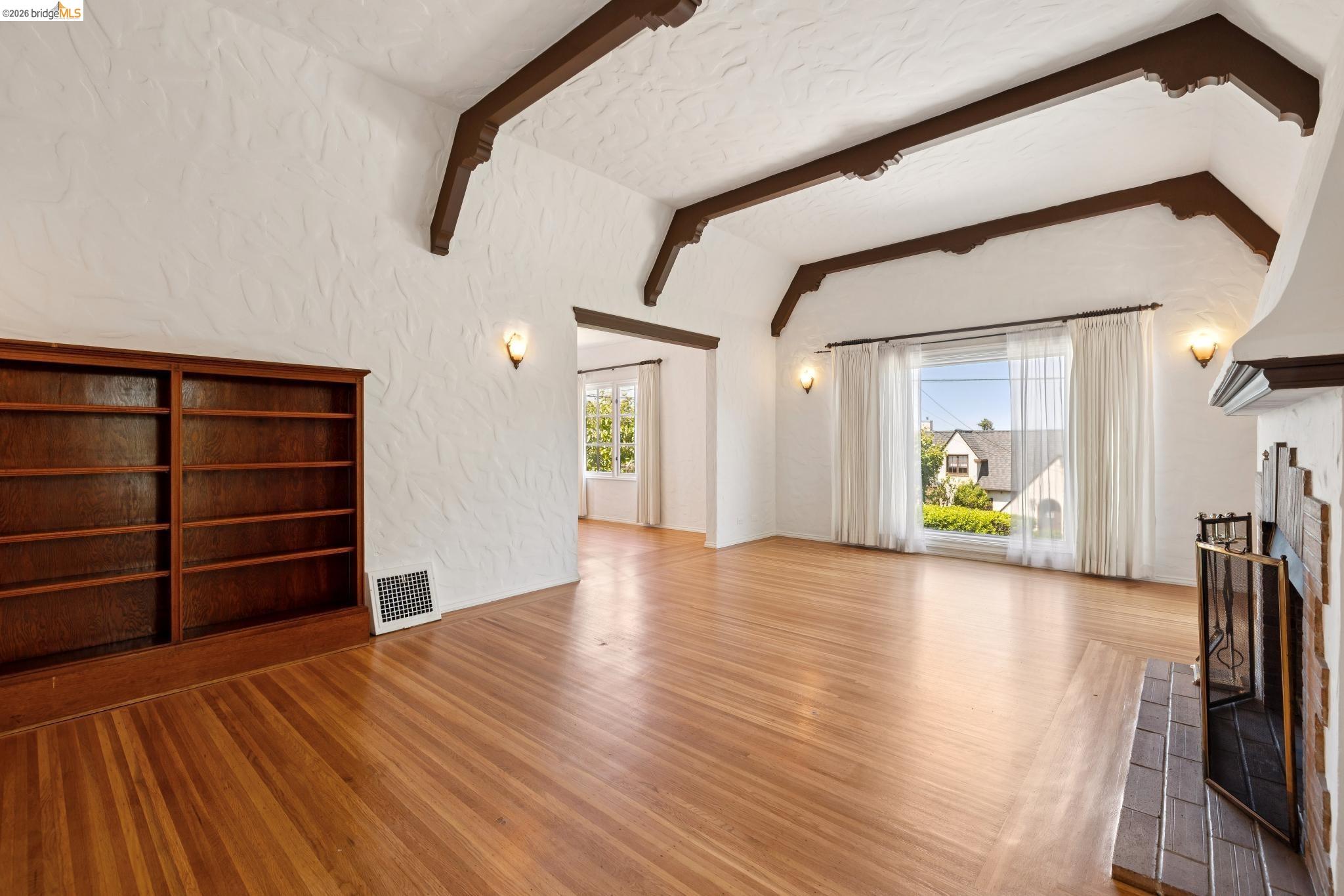 111 Windsor Avenue Kensington, CA 94708 - Photo 6 of 41