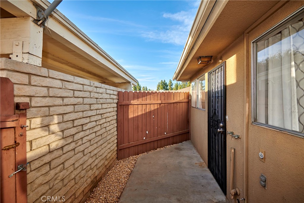 4723 Jackson Street, Unit 28 Riverside, CA 92503 - Photo 13 of 33 a view of a pathway