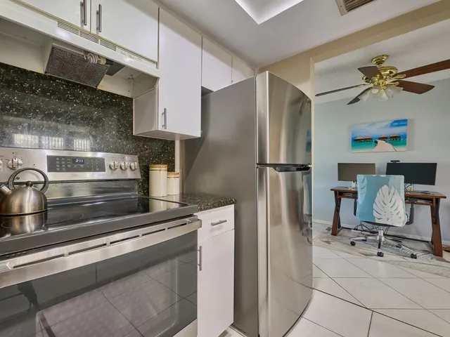 $2,000 | 519 Southwest 18th Street, Boynton Beach, FL 33426