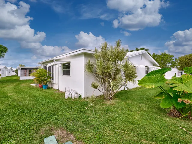 $2,000 | 519 Southwest 18th Street, Boynton Beach, FL 33426