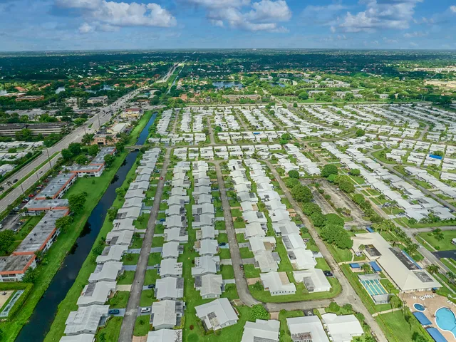 $2,000 | 519 Southwest 18th Street, Boynton Beach, FL 33426