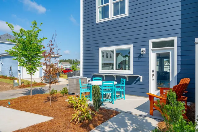 $389,360 | 220 Swaying Pne Lane, Summerville, SC 29486