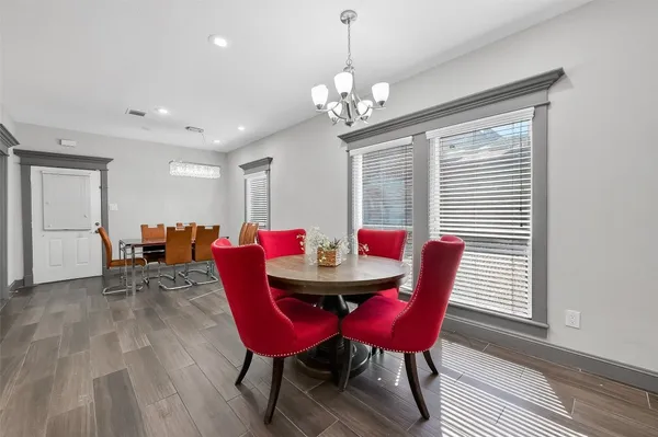 $2,495 | 11280 Braes Forest Drive, Unit 406, Houston, TX 77071